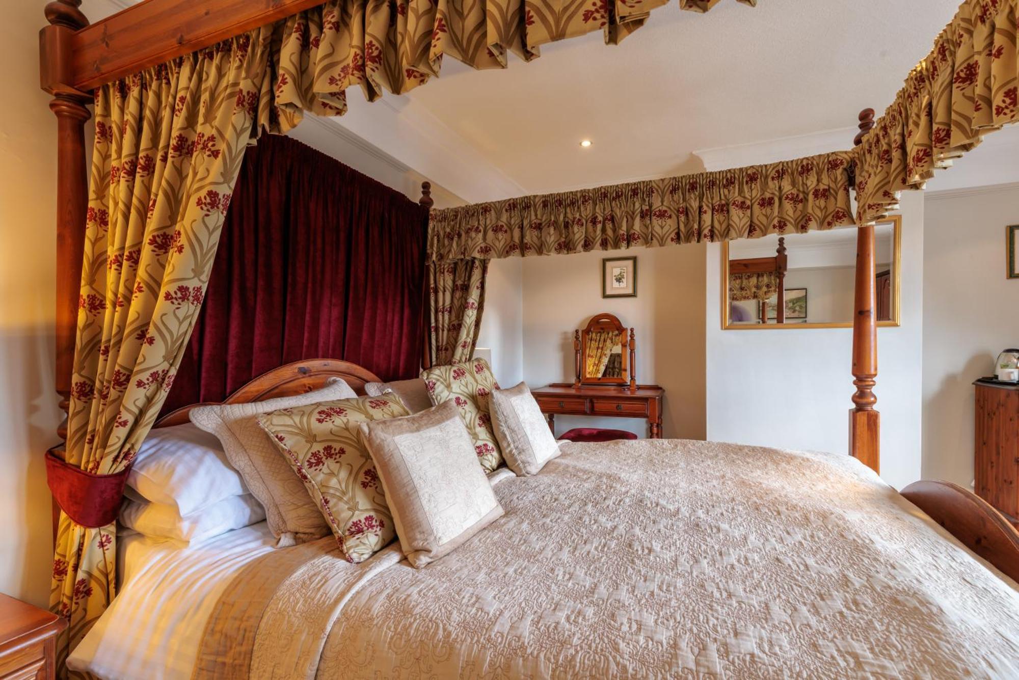 Inn Blacksmiths Arms 4*